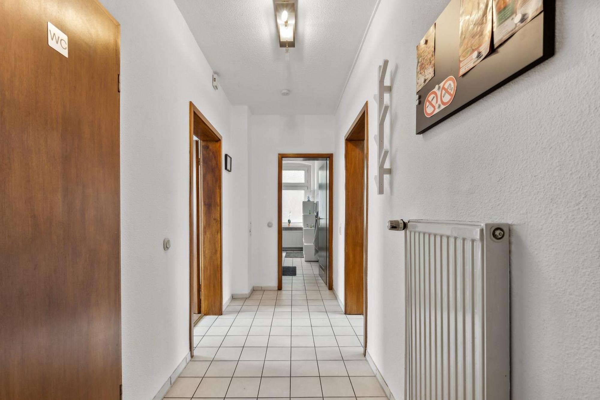 Wupper Home Ii, Top Lage Ideal Fuer Geschaeftsleute, Monteure, Familien, 3 Zimmer, Flachbild-Tv Вупертал Екстериор снимка